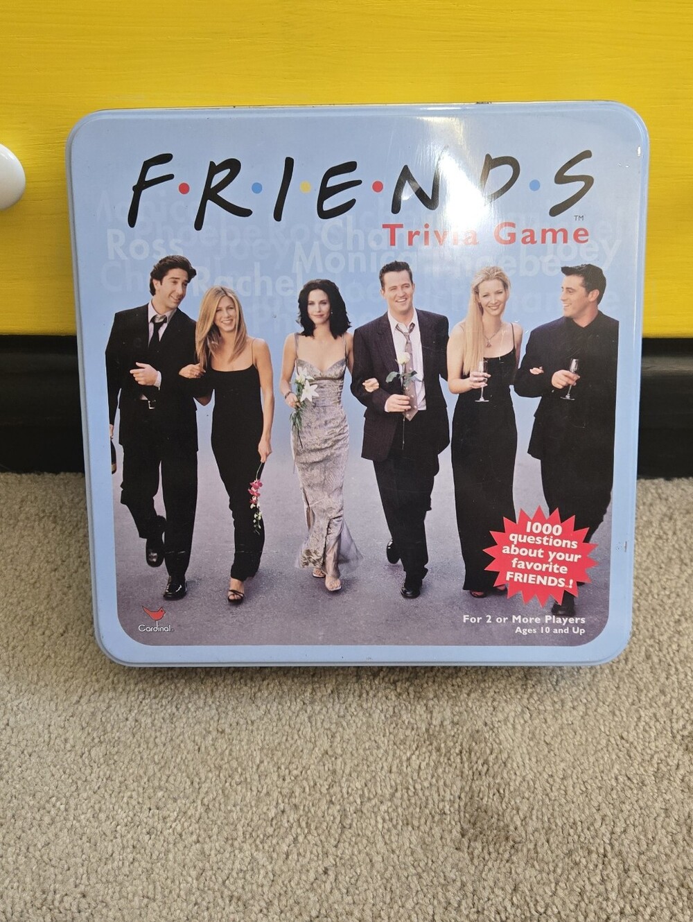 Friends Trivia Board Game 2002 Blue Tin